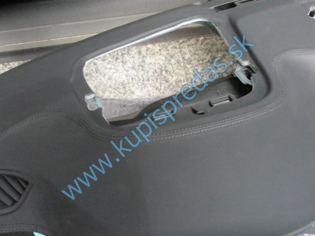 Palubná doska BMW M3 F80 / BMW M4 F82 F83
